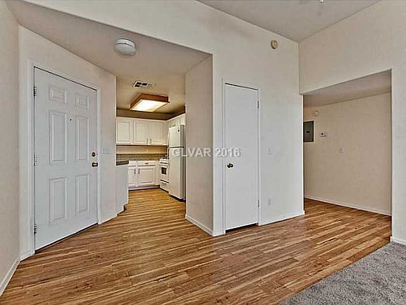 3rd image of 3125 N Buffalo Dr Unit 2087