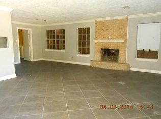 3502 Massey Tompkins Rd, Baytown, TX 77521