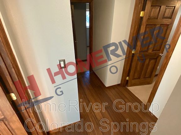 5th image of 415 Edgewood Dr