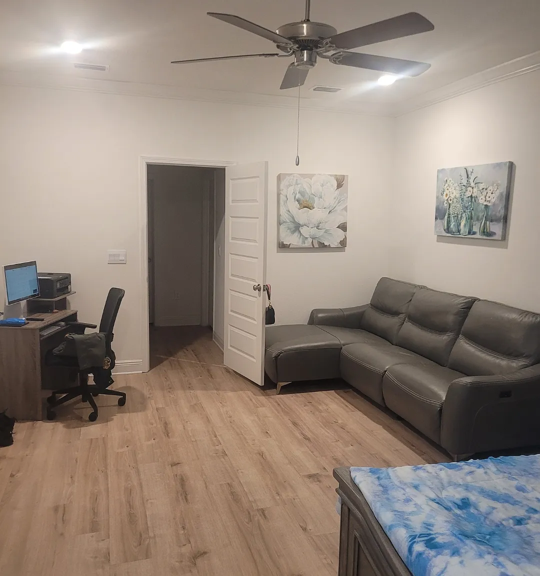 5 bed, 2511 sqft, $3,500 — Photo 3