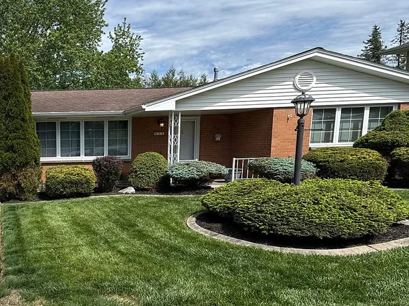 411 Belrose Dr, Rostraver Township, PA 15012