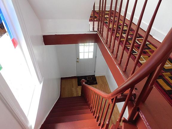 2nd image of 47 Wolcott St #2