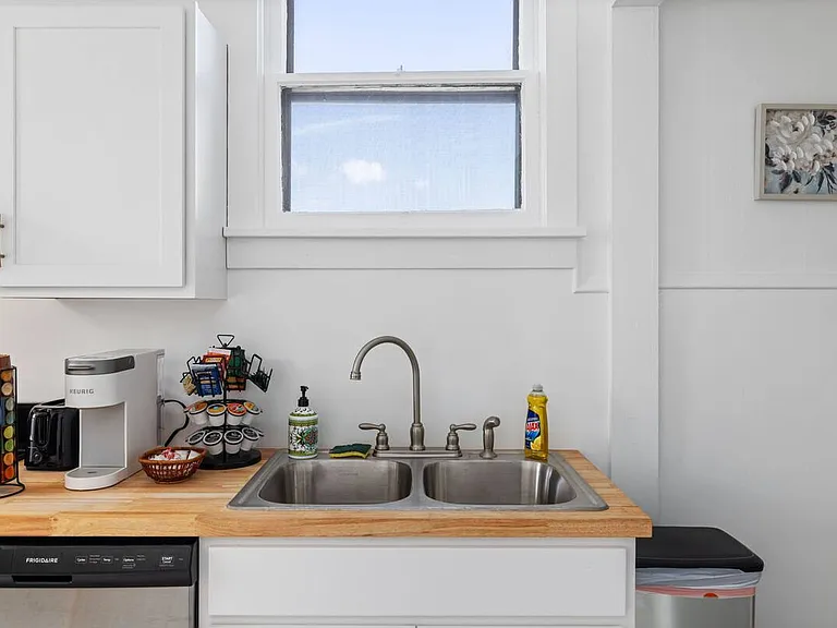 52 S Main St #2 — Photo 31