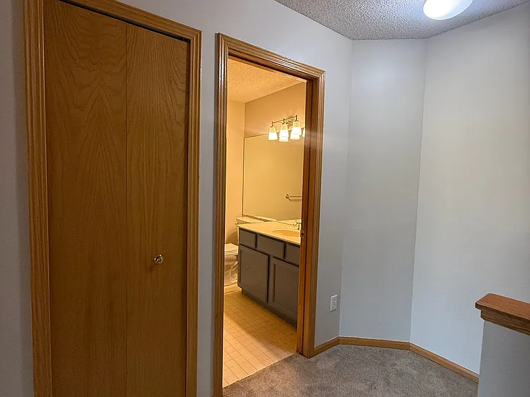 14748 Excelsior Ln — Photo 21