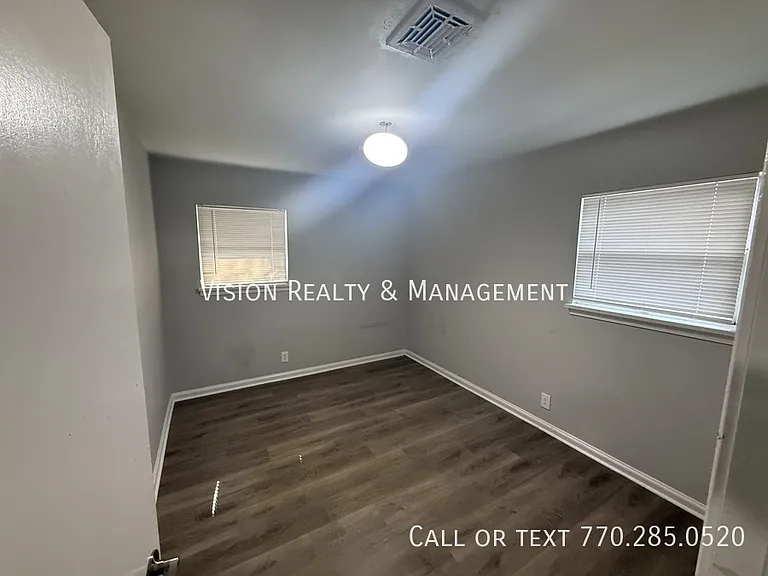 133 Salem Dr — Photo 14