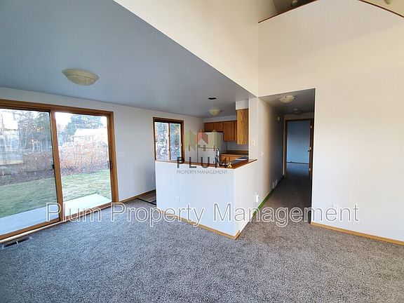4th image of 2360 Village Sq