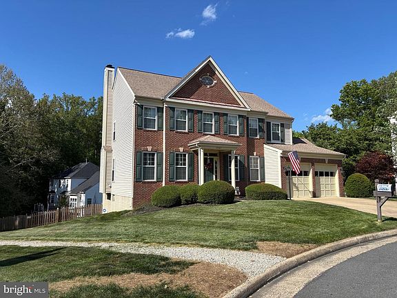 2nd image of 15947 Kensington Pl