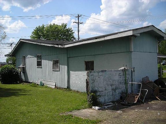 5th image of 840 Deery St