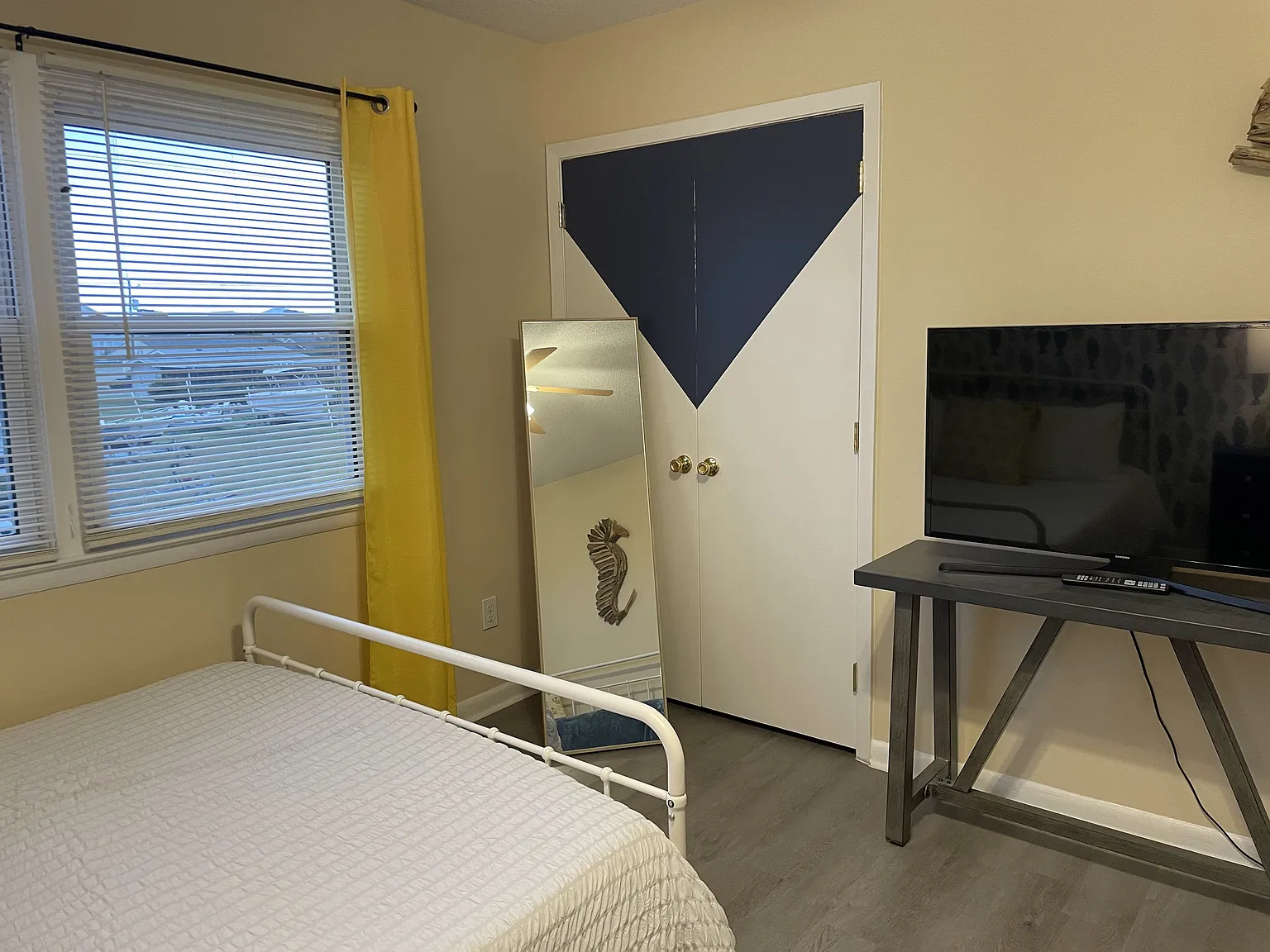 2 bed, 1025 sqft, $1,795 — Photo 2