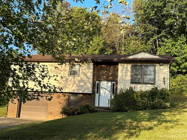 220 Power Cir, Hudson, NC 28638