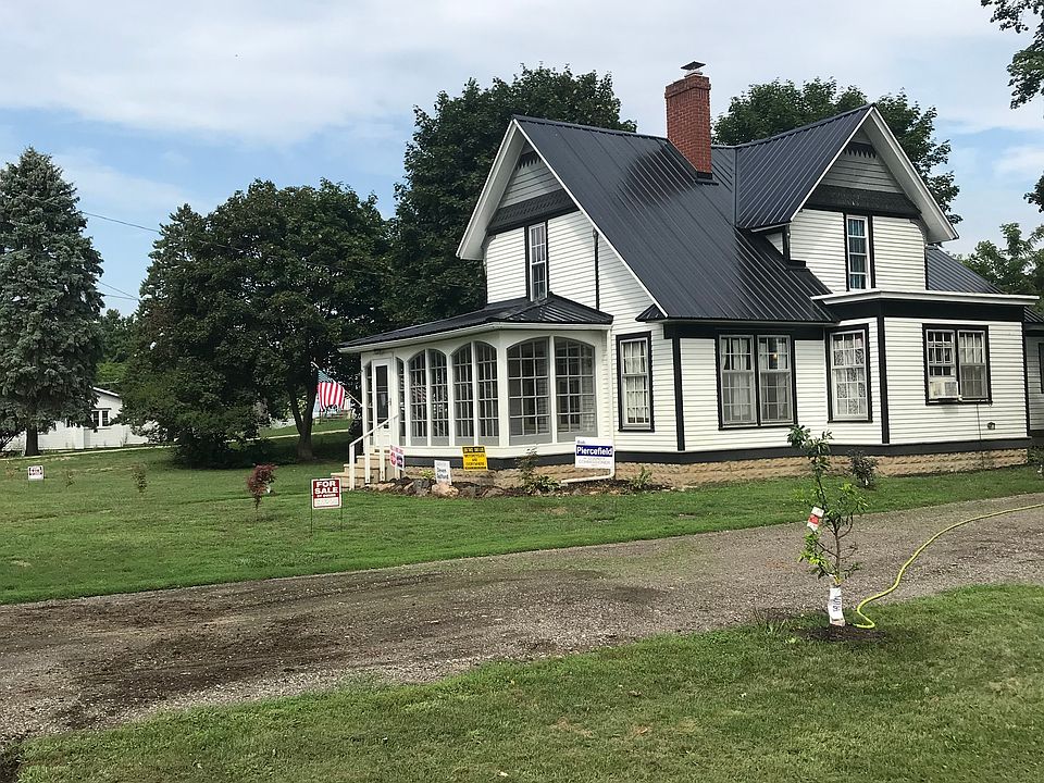 1st image of 257 Charlotte St