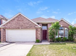 4612 Parkmount Dr, Fort Worth, TX 76137