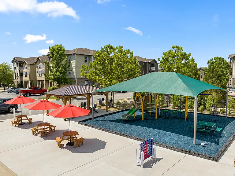 Aspen Ridge Apartments — Photo 14