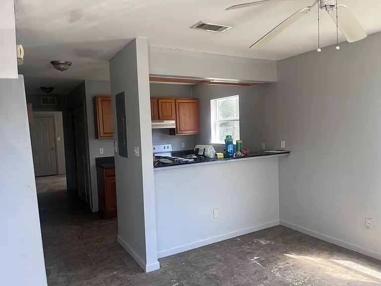 2329 Holton St — Photo 6