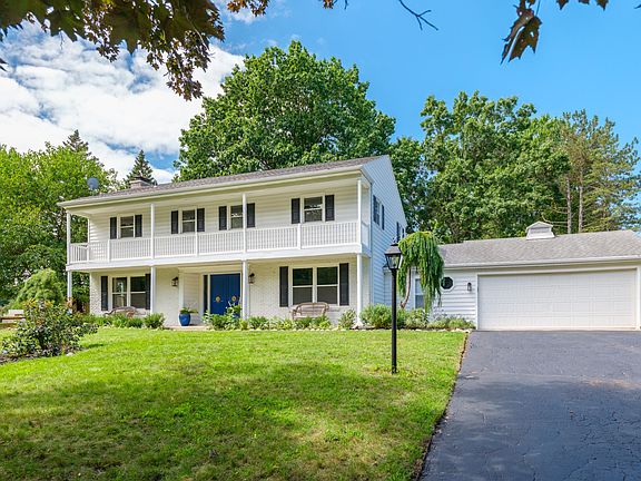 2nd image of 2222 Aberdeen Dr