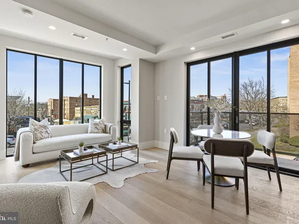 3219 Wisconsin Ave NW Unit 201, Washington, DC 20016