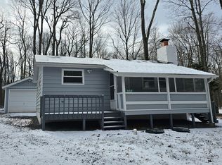 302 Delaware Trl, Pocono Lake, PA 18347