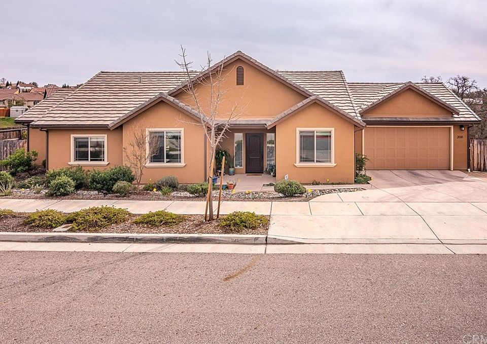1st image of 2018 Vista Oaks Way
