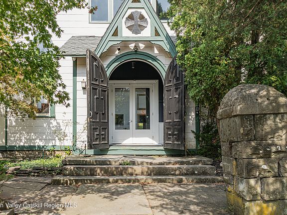 4th image of 209-211 Fishcreek Road