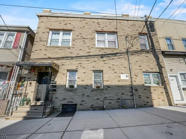 319 Harrison Ave, Garfield City, NJ 07026
