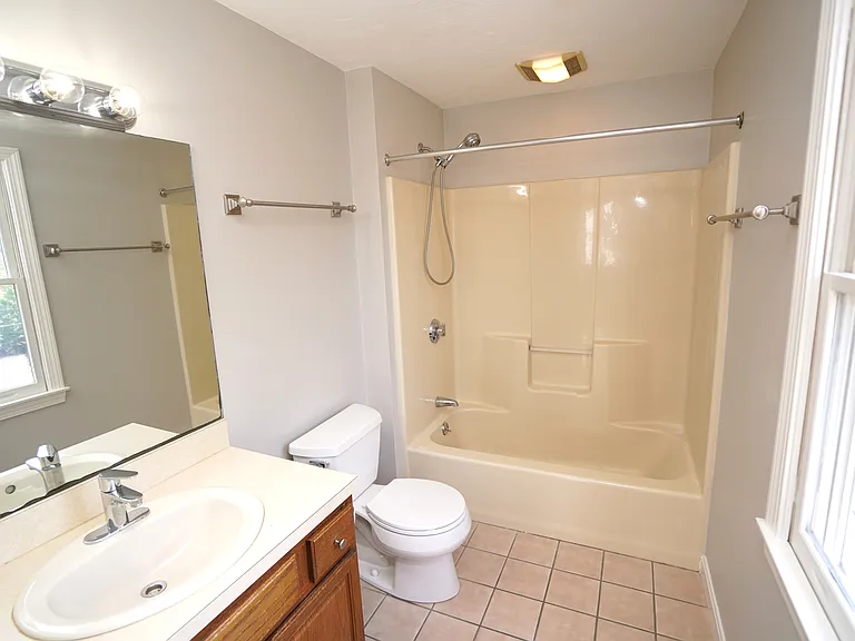 8 Mann St #8 — Photo 28