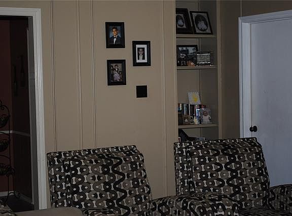 3rd image of 752 Eagle Dr