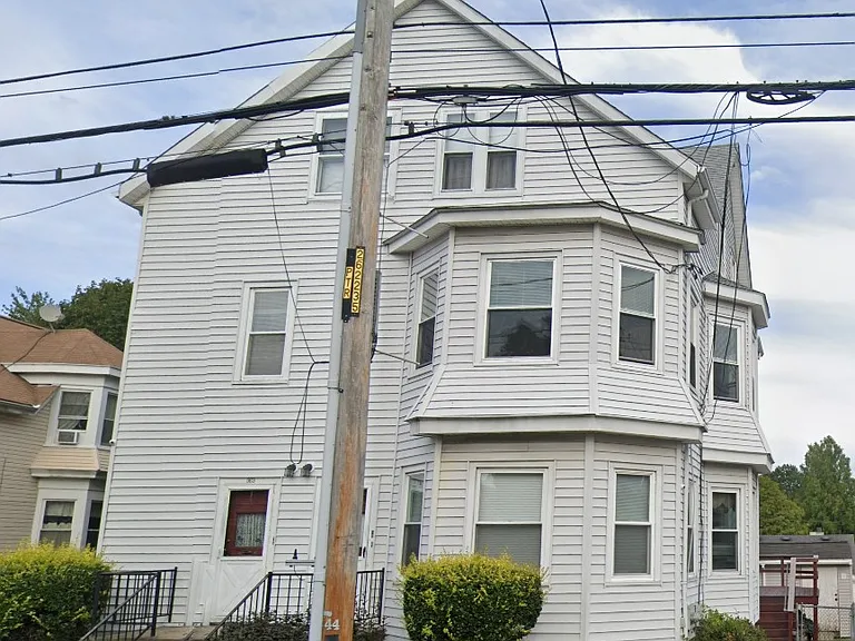967-969 Robeson St #3 — Photo 1