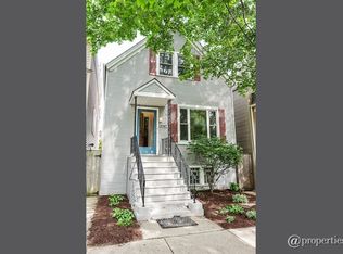 3747 N Hermitage Ave, Chicago, IL 60613