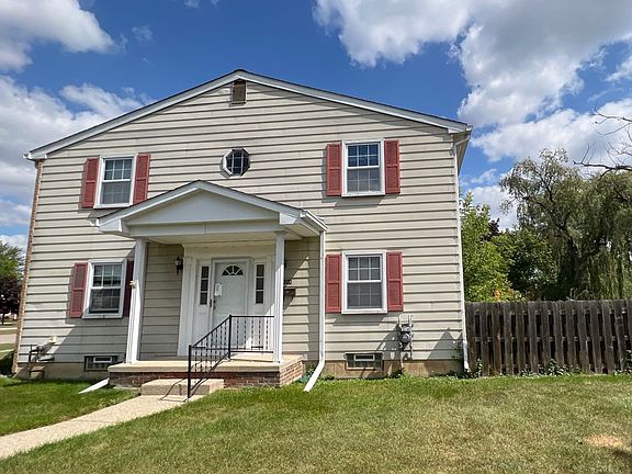 2nd image of 19364 Malvern Ct #490