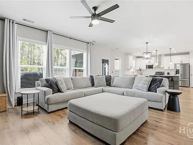 61 Rosemary Bnd — Photo 12
