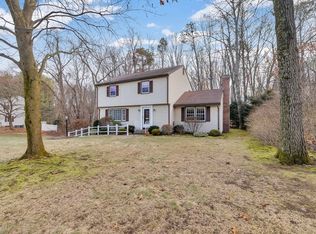 901 Frank Smith Rd, Longmeadow, MA 01106