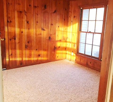 Extra bonus room - use as a bedroom, if needed