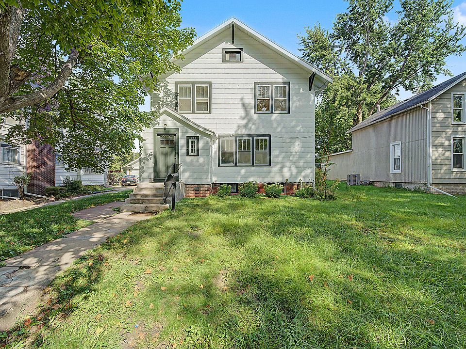 1st image of 322 Tama St