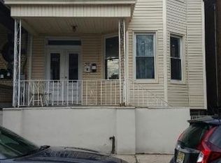 537 41st St, Union City, NJ 07087