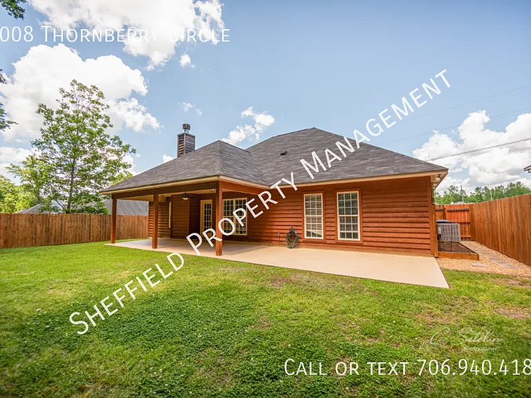 3008 Thornberry Cir — Photo 17