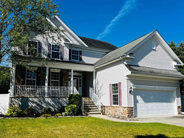 109 Carmel Dr, Egg Harbor Township, NJ 08234