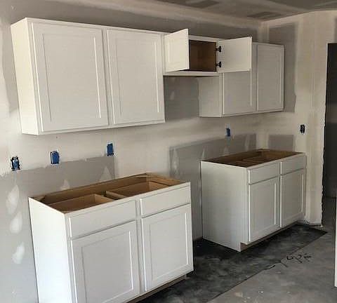 4th image of 1788 W Coronado Avenue SE