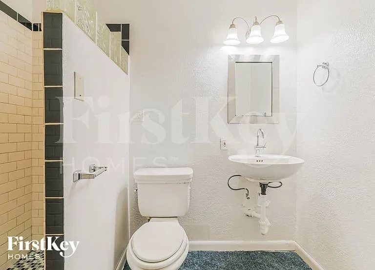 2518 E Don Carlos Ave — Photo 14