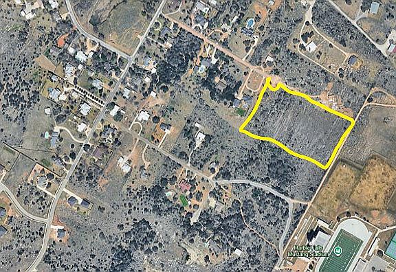 4th image of 103 Park Trail Dr