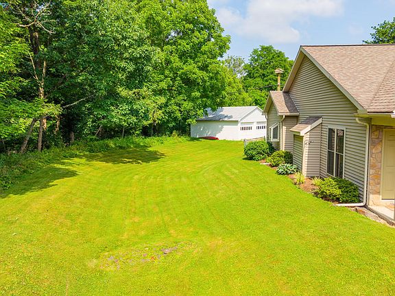 3rd image of 12 Millstone Ln