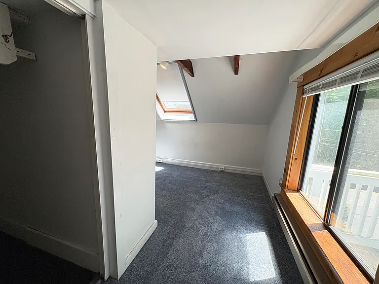 Chapel St — Photo 15
