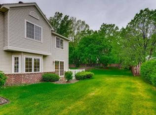 640 Knights Bridge Rd #640, Saint Paul, MN 55112