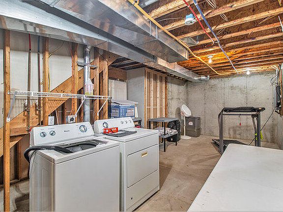 4th image of 1449 Marquette St SW