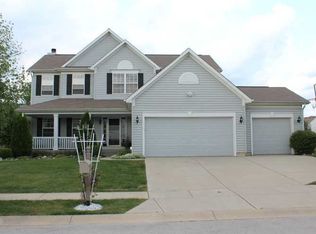 8940 Marisa Dr, Fishers, IN 46038