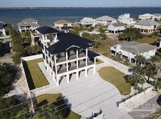 1107 Via Deluna Dr, Pensacola Beach, FL 32561