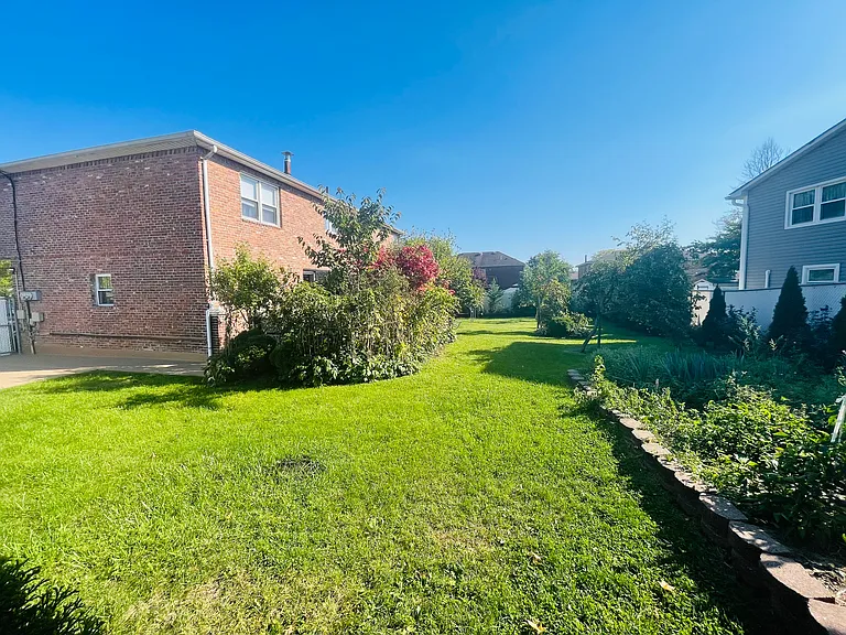 4 Nippon Ave — Photo 7