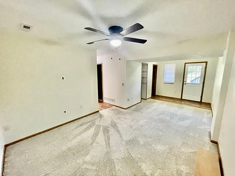 345 Water St — Photo 23