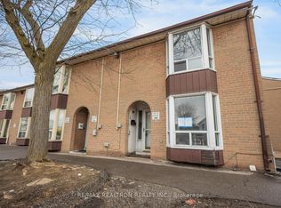 250 John Garland Blvd #106, Toronto, ON M9V 1N8