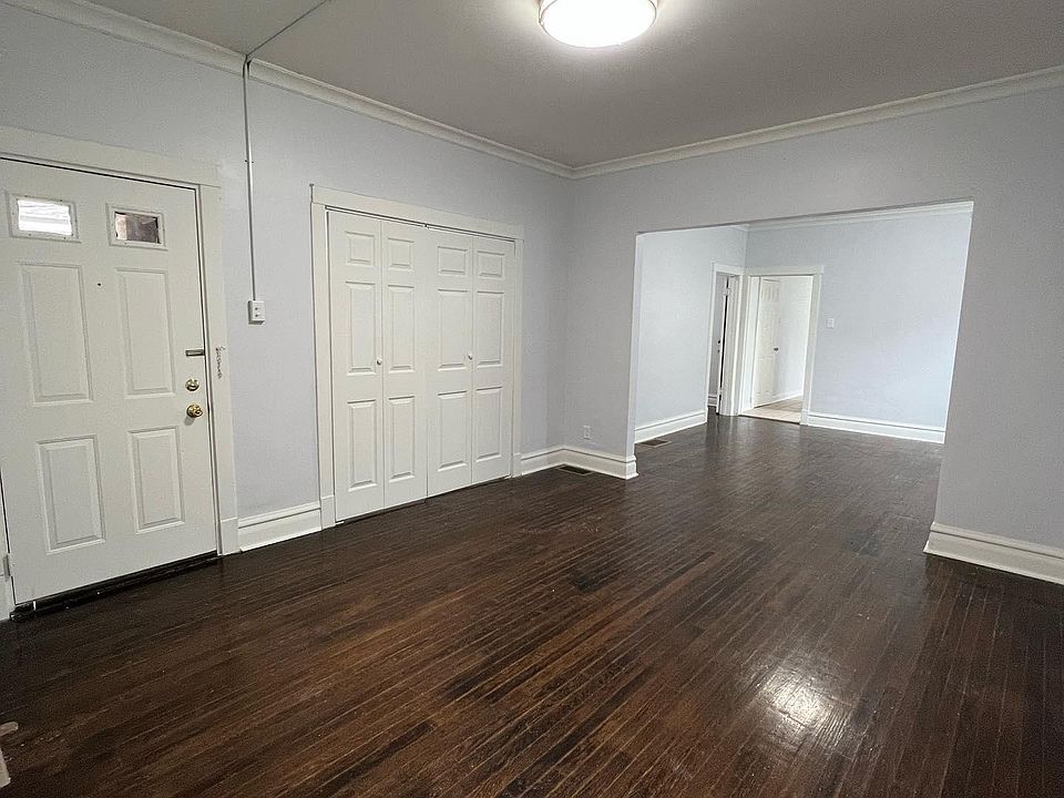 1st image of 2107 S Lombard Ave #1