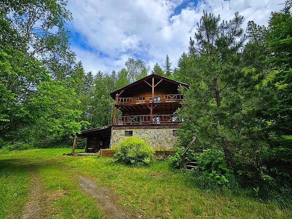 3310B Fifteen Mile Creek Rd, Kettle Falls, WA 99141